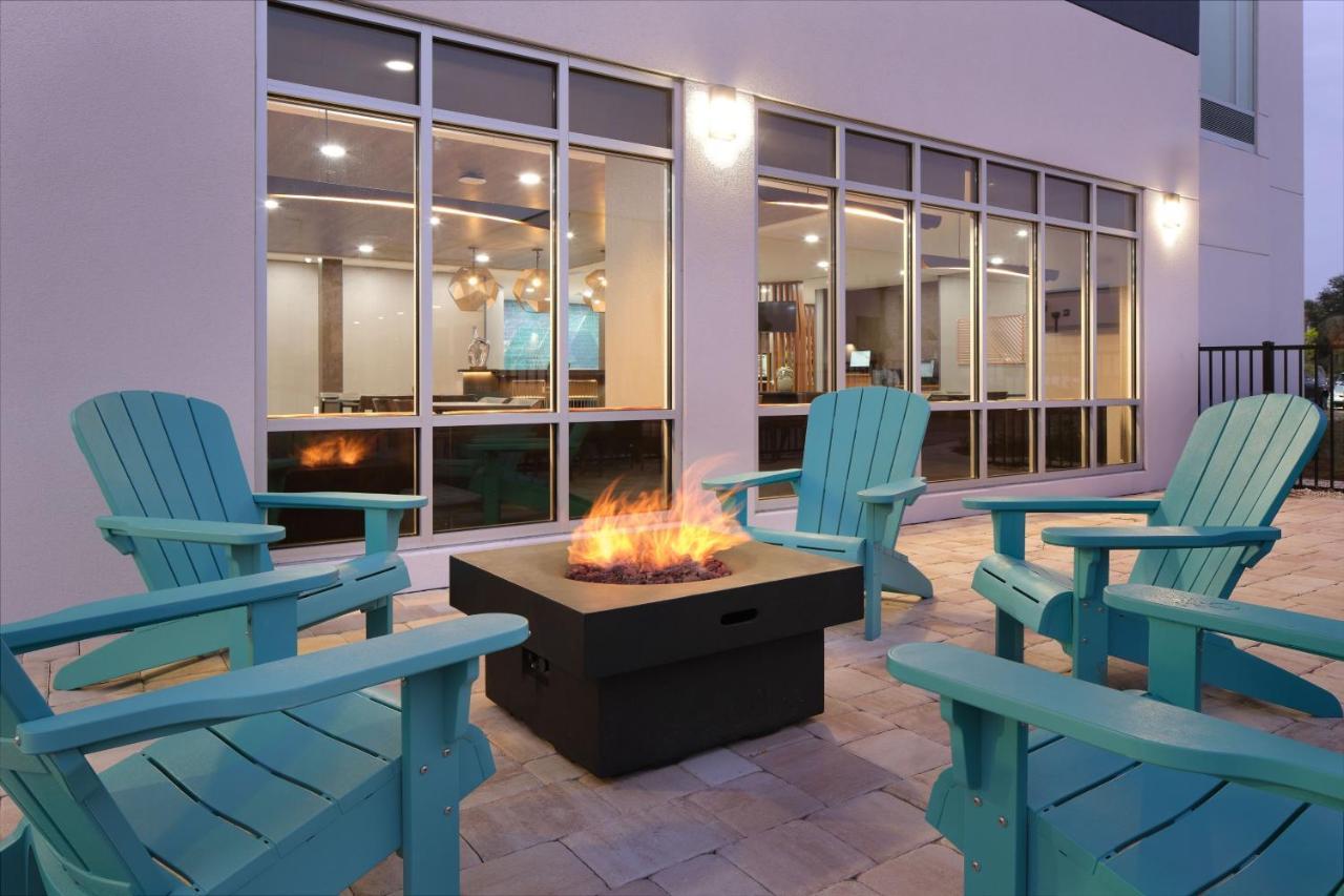 Springhill Suites By Marriott Jacksonville Baymeadows Exterior photo